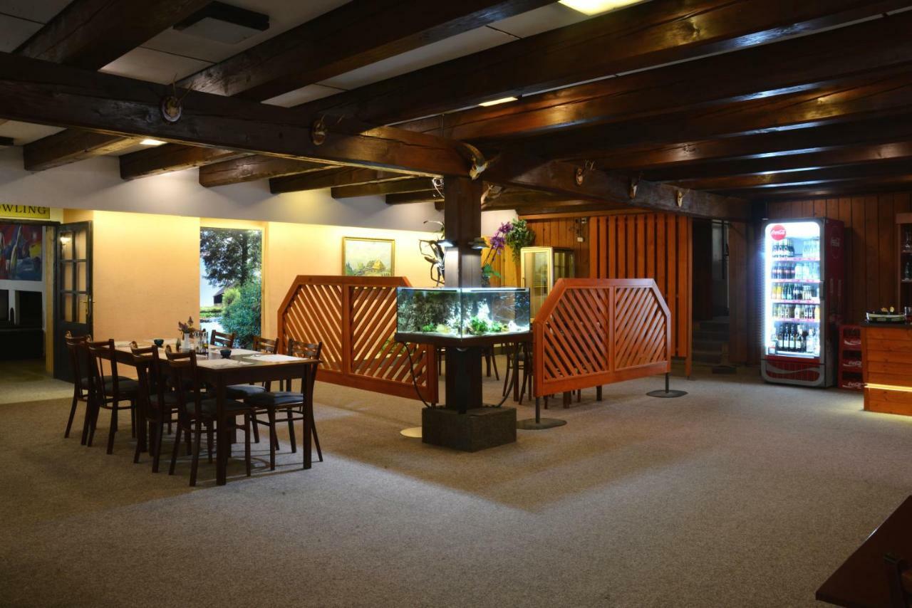 Hotel Mlyn - Jihlava Vílanec Esterno foto